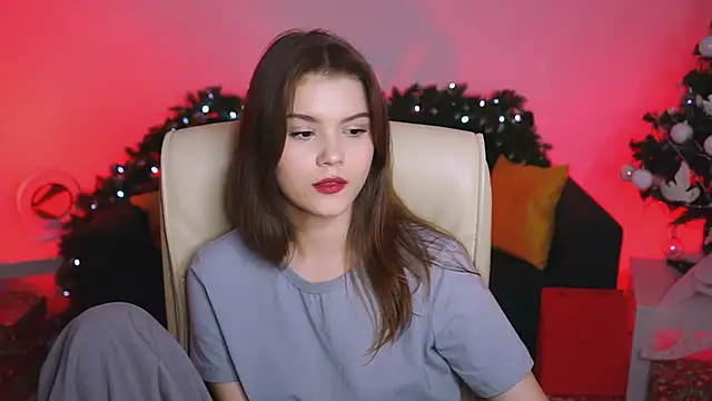 EvaThopson online show from 01.17.25