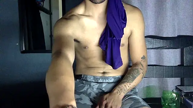 Snapshot of Hxnsovrgon chatting on 04.16.26 Hxnsovrgon online show from 04.16.26