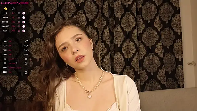 Snapshot of KellyAdderiy chatting on 01.05.25 KellyAdderiy online show from 01.05.25