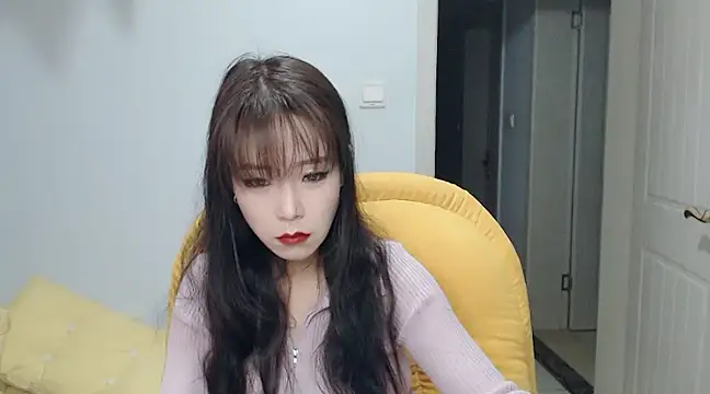 Snapshot of SuSushi728 chatting on 02.26.25 SuSushi728 online show from 02.26.25