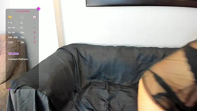 JennieRosse online show from 10.20.25