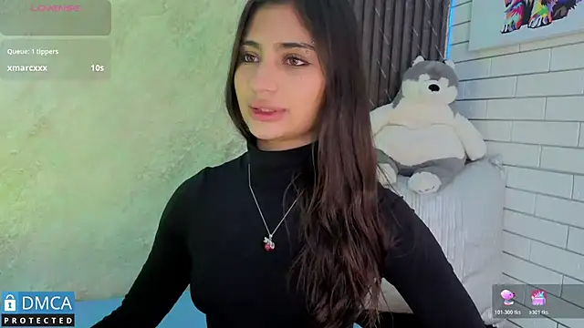 SolBeaumont1 online show from 11.04.25