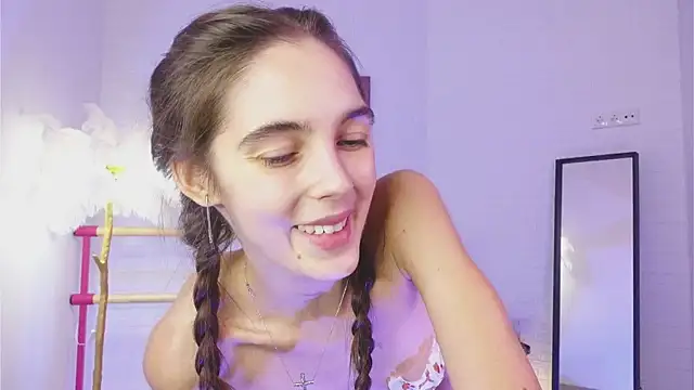 lylylovesyou online show from 12.24.24