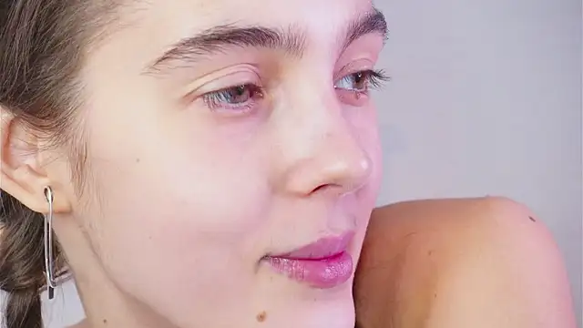 lylylovesyou online show from 03.01.25