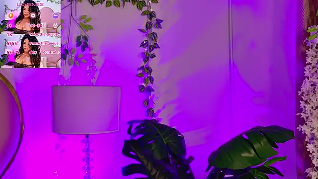 NahiaraReina online show from 04.08.26