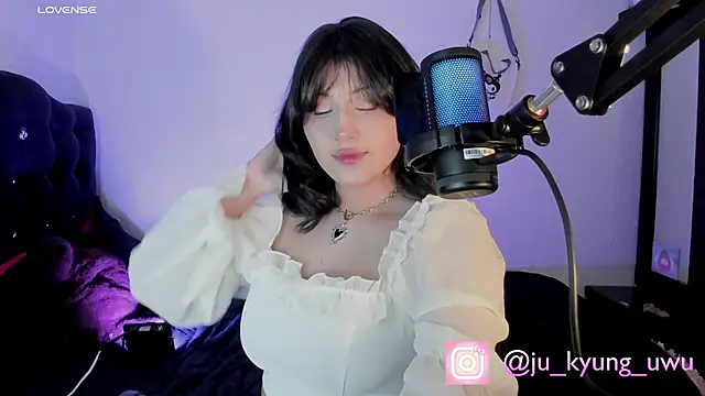 Ju Kyung online show from 02.28.25