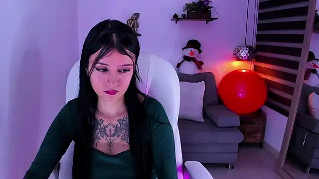 yenny garcia online show from 11.27.25