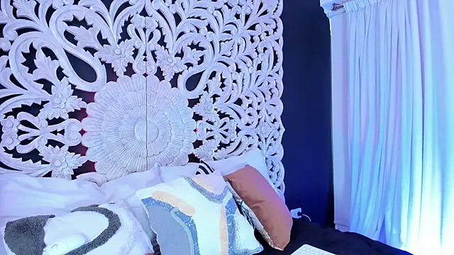 Snapshot of Mindy_sweety chatting on 04.07.26 Mindy sweety online show from 04.07.26