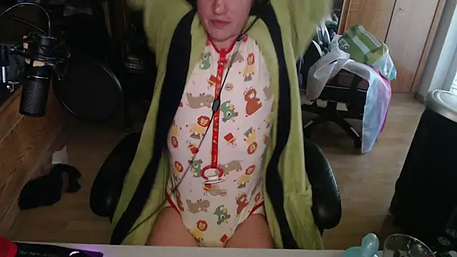 BabyDracoDarkfang online show from 04.17.26