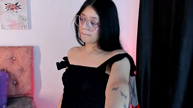 lana dol online show from 03.22.25