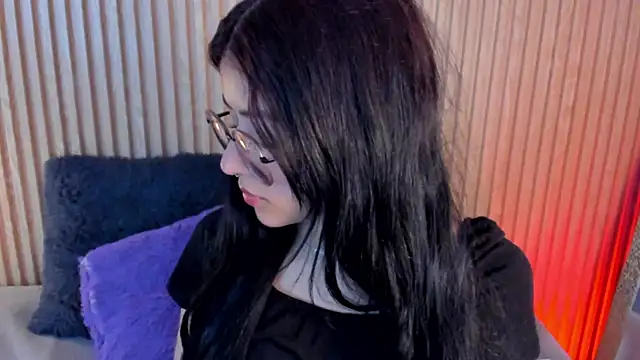 lana dol online show from 10.21.25