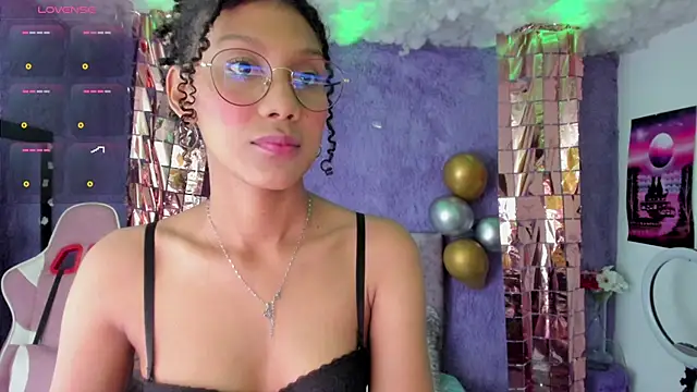 Snapshot of allis0n_ik chatting on 03.14.25 allis0n ik online show from 03.14.25