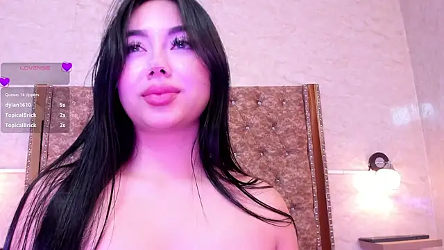Snapshot of gaby_desire777 chatting on 02.14.25 gaby desire777 online show from 02.14.25