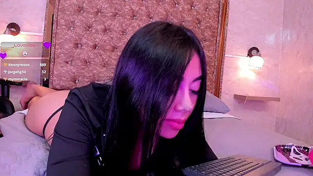 Snapshot of gaby_desire777 chatting on 02.18.25 gaby desire777 online show from 02.18.25