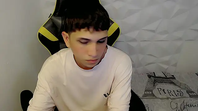 Snapshot of Brayan_lopezz chatting on 01.25.25 Brayan lopezz online show from 01.25.25