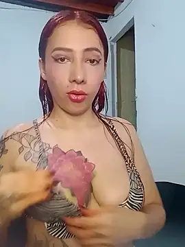 cherrydelioncourt online show from 03.20.25