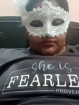 Snapshot of seemi_bhabhi chatting on 01.19.25 seemi bhabhi online show from 01.19.25