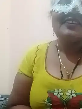 Snapshot of seemi_bhabhi chatting on 02.03.25 seemi bhabhi online show from 02.03.25