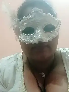 Snapshot of seemi_bhabhi chatting on 02.26.25 seemi bhabhi online show from 02.26.25