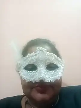 Snapshot of seemi_bhabhi chatting on 02.26.25 seemi bhabhi online show from 02.26.25