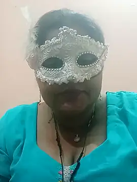 Snapshot of seemi_bhabhi chatting on 03.02.25 seemi bhabhi online show from 03.02.25