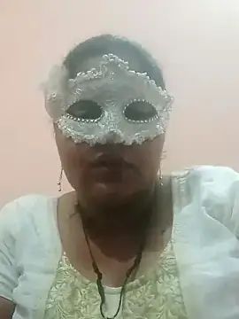 Snapshot of seemi_bhabhi chatting on 03.21.25 seemi bhabhi online show from 03.21.25