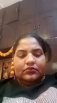 Snapshot of seemi_bhabhi chatting on 03.23.25 seemi bhabhi online show from 03.23.25