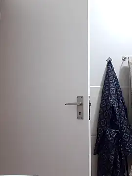 Snapshot of MIGHTY_MAGNUM chatting on 01.08.25 MIGHTY MAGNUM online show from 01.08.25