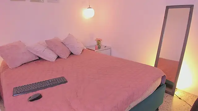 ibella7 online show from 03.28.26