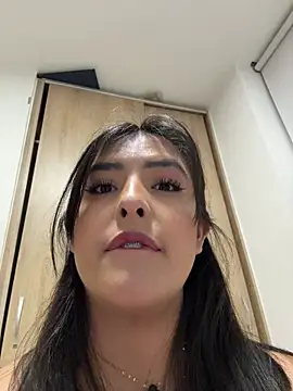 kim zaratte online show from 05.03.26
