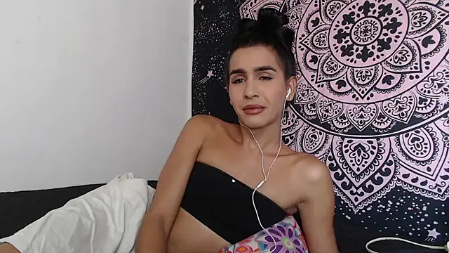 liissa 0 online show from 04.14.26