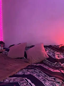 Nina-Chick777 online show from 02.10.25