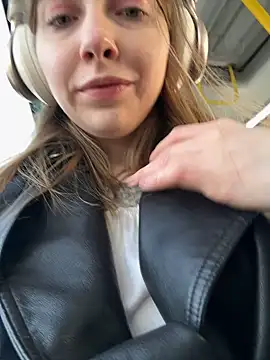 Sunny   Bunny online show from 03.09.25