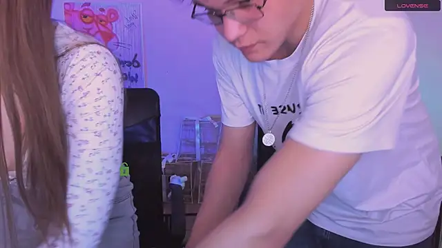 pure radiance1 online show from 01.10.26