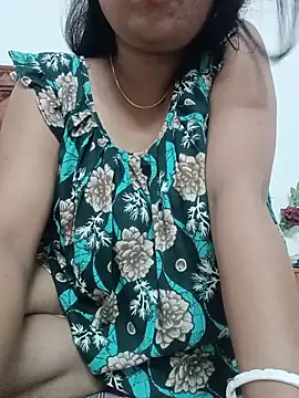 Snapshot of Priya_2222 chatting on 06.06.26 Priya 2222 online show from 06.06.26