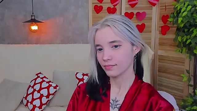 Snapshot of as1an_girlfriend chatting on 02.16.25 as1an girlfriend online show from 02.16.25