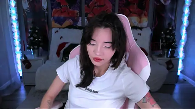 as1an girlfriend online show from 12.22.25