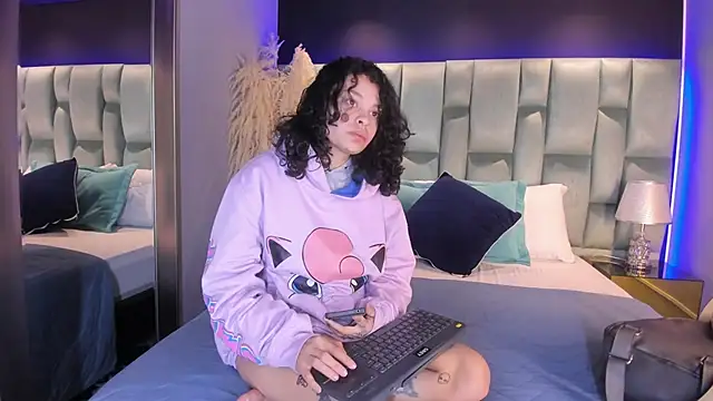 KatherineGomez online show from 02.21.25