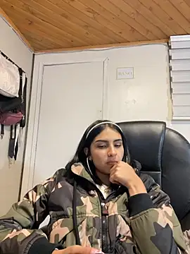 Hilary pinkk online show from 10.31.25