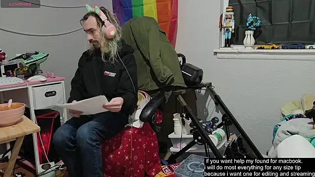 tallnerdyguy online show from 11.25.25