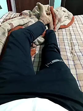 Snapshot of blr_boi chatting on 12.12.24 blr boi online show from 12.12.24