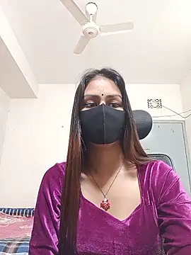 Snapshot of Tisha-01 chatting on 05.19.26 Tisha-01 online show from 05.19.26
