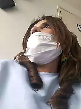 Snapshot of Alysson-- chatting on 01.28.25 Alysson-- online show from 01.28.25