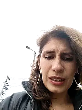 Snapshot of Alysson-- chatting on 02.14.25 Alysson-- online show from 02.14.25