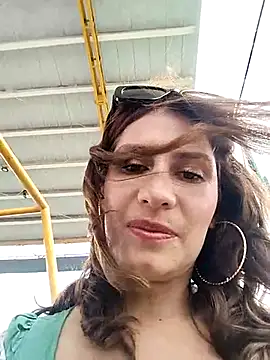 Snapshot of Alysson-- chatting on 02.20.25 Alysson-- online show from 02.20.25