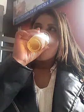 Snapshot of Alysson-- chatting on 03.14.25 Alysson-- online show from 03.14.25