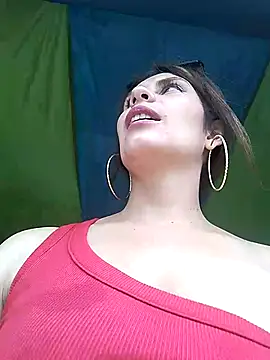 Snapshot of Alysson-- chatting on 03.20.25 Alysson-- online show from 03.20.25