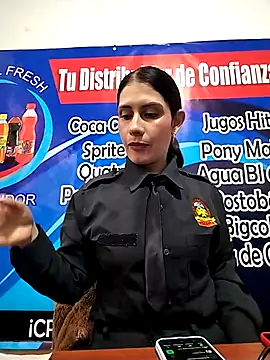 Snapshot of Alysson-- chatting on 10.03.25 Alysson-- online show from 10.03.25