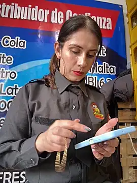 Snapshot of Alysson-- chatting on 10.27.25 Alysson-- online show from 10.27.25