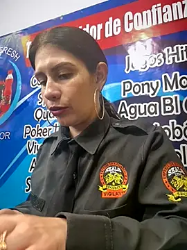 Snapshot of Alysson-- chatting on 11.01.25 Alysson-- online show from 11.01.25